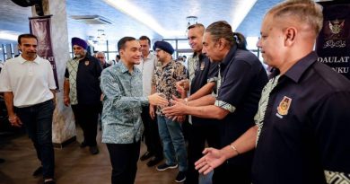 大臣：没有边缘化锡克社区  州政府认可贡献