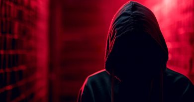 假警来电称涉洗钱 女公务员奉上18万