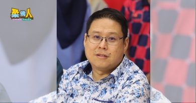 郭则仪吁社会 冷静看待国旗倒挂事