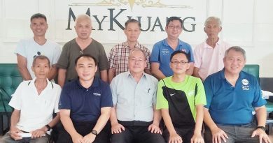 銮振美园小园主协会 10日 首届理事就职礼