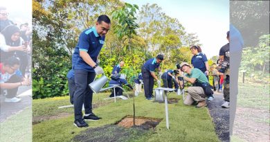 大臣提议依斯干达布蒂里 创建一座亲抚动物园
