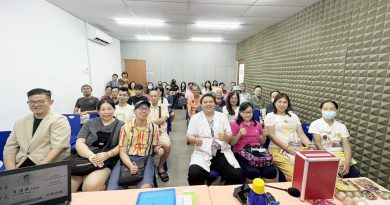 万福佛学院讲座义诊 70人参与