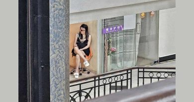 商区非法按摩院猖獗 商家生意下滑频叫苦