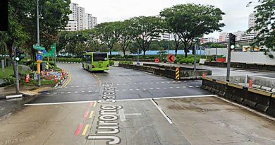 大马男赴新探兄 闯红灯撞伤六旬伯 被判监20个月