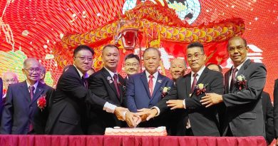 王振华：减轻民困 政府受促精准施政